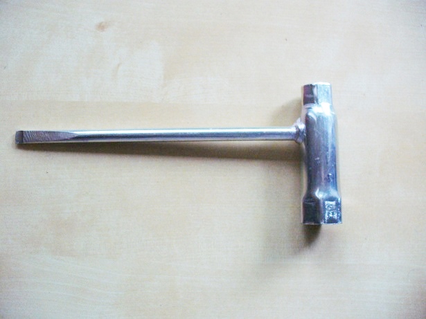kluč sviečkový Stihl kombi 